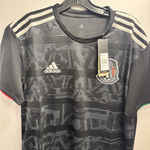 Adidas Black and White Soccer Jersey MEXICO 2019 size LARGE - Picture 1 of 3